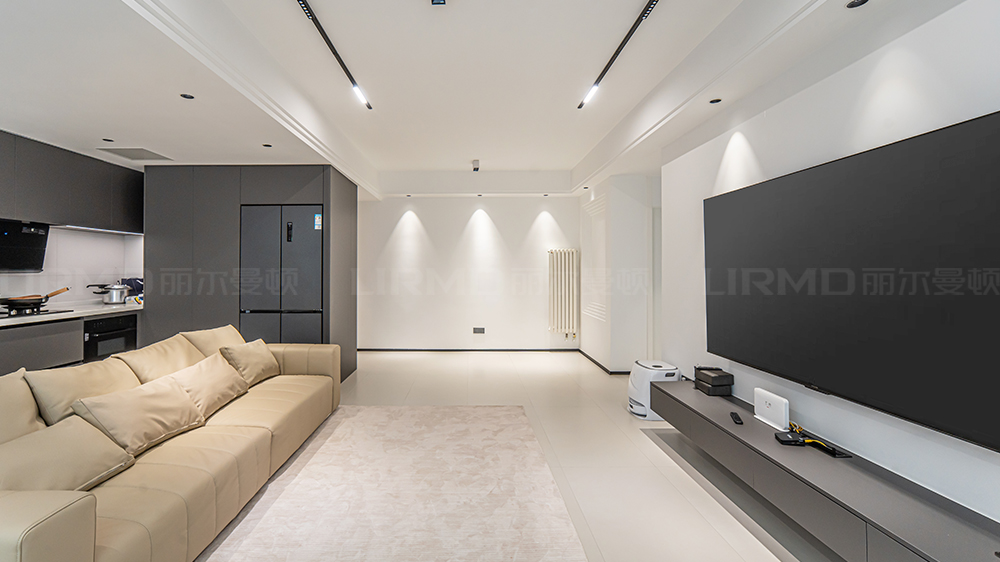 現代風-金輝優步