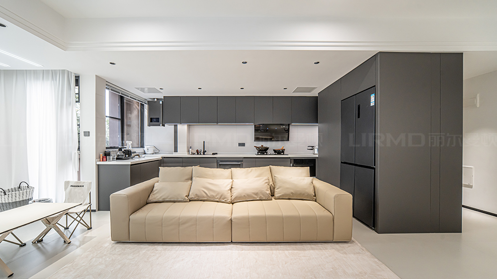 現代風-金輝優步